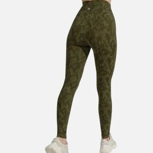 Buffbunny Confidential Legging